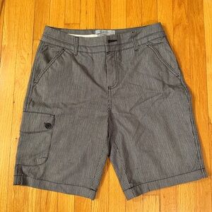 Jessica - Grey & White Striped Cargo Shorts - US 10